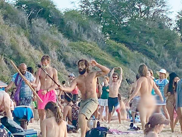 State shuts down Little Beach over big, maskless parties | News, Sports, Jobs - Vimarsana News